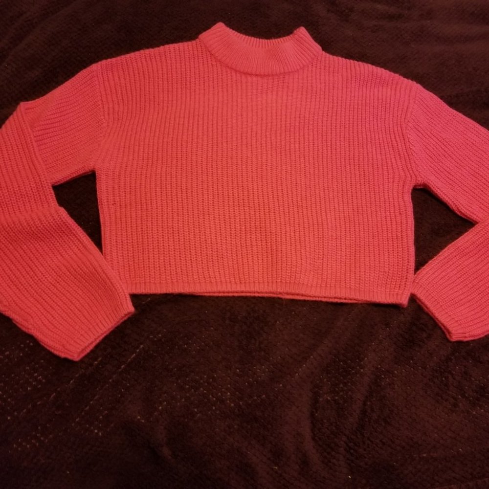 H & M crop top hot pink sweater